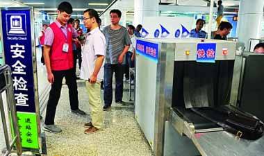 迎亞青，保安全 南京地鐵8月1日起全面升級(jí)安檢
